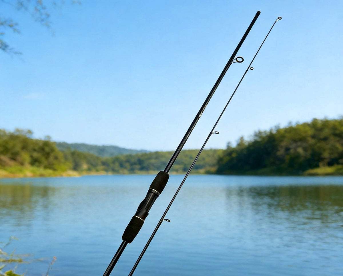 2-Piece Fiberglass Lure Rod Combo, 1.65–2.4 m (5.4–7.9 ft) – product photo