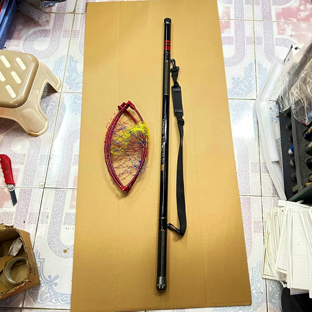 Carbon Telescopic Landing Net, 4.5-6.3 m (14.8-20.7 ft) – product photo