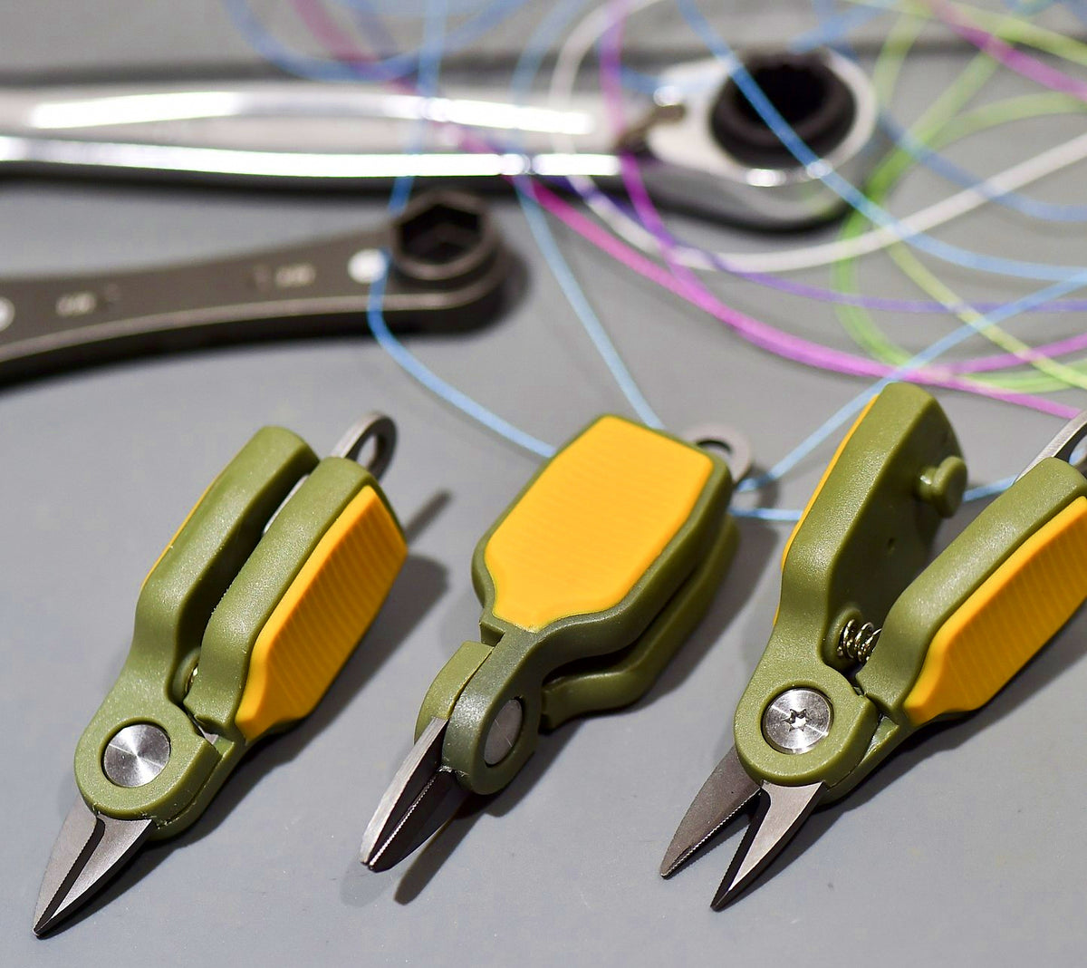 Mini Fishing Line Scissors for Braid & Leader, Pocket Size – product photo