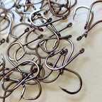 Chinu Hooks, Barbed Eyed, Loose Pack (10/50/100 pcs) – product photo