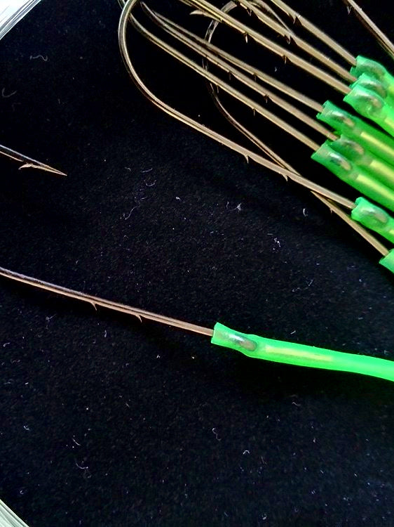 Single Hooks with Attached Line, 1/0 & 2/0, 10 per Pack – product photo