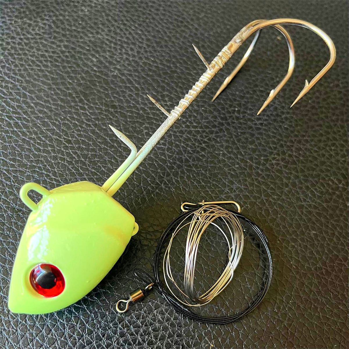Glow Hairtail Jig, Double or Treble Hook, 15–300 g (0.5–10.6 oz) – product photo